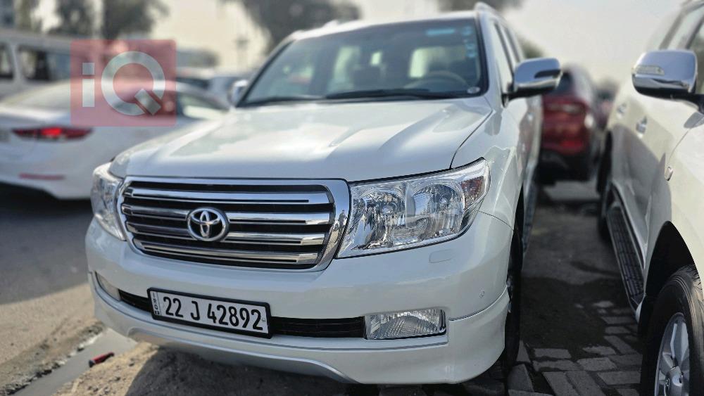 تويوتا لاندكروزر